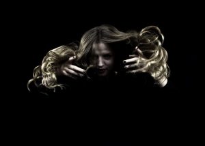 Doukas Hair Specialists | Γυναικείο Κούρεμα