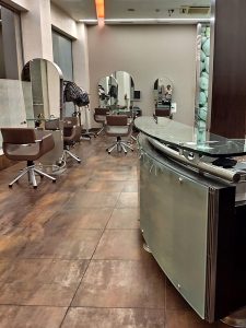 Doukas Hair Specialists Χίλτον